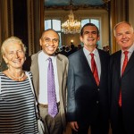 S.Exc. M. Agustín Garcia Lopez, Ambassadeur du Mexique en France, entouré de Mme Hélène de Rochefort, Secrétaire Générale de France-Amériques, Me Jean-Claude Beaujour, Vice-Président de France-Amériques, et de M. Jean-Luc Fournier, Président de France-Amériques